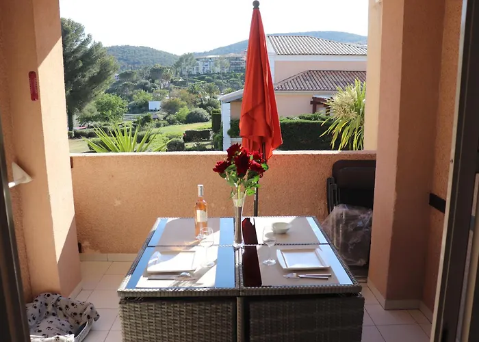 T2 Climatise Wifi Piscines Parking Apartamento *