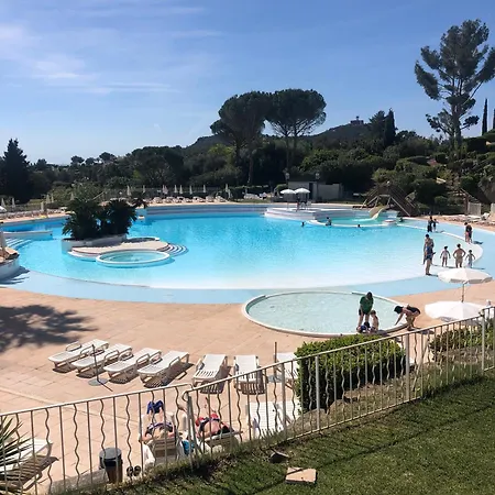 Apartman T2 Climatise Wifi Piscines Parking
